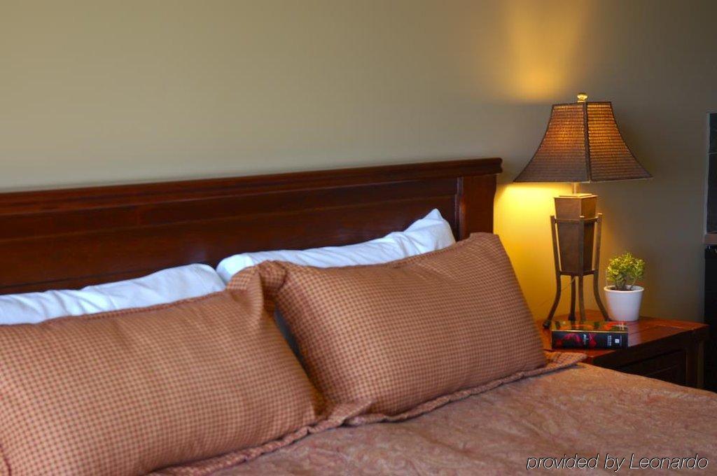 Palliser Lodge — Bellstar Hotels & Resorts Golden Szoba fotó